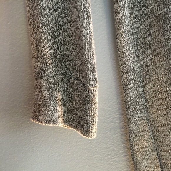 Gray light sweater with studded shoulders - Picture 4 of 5